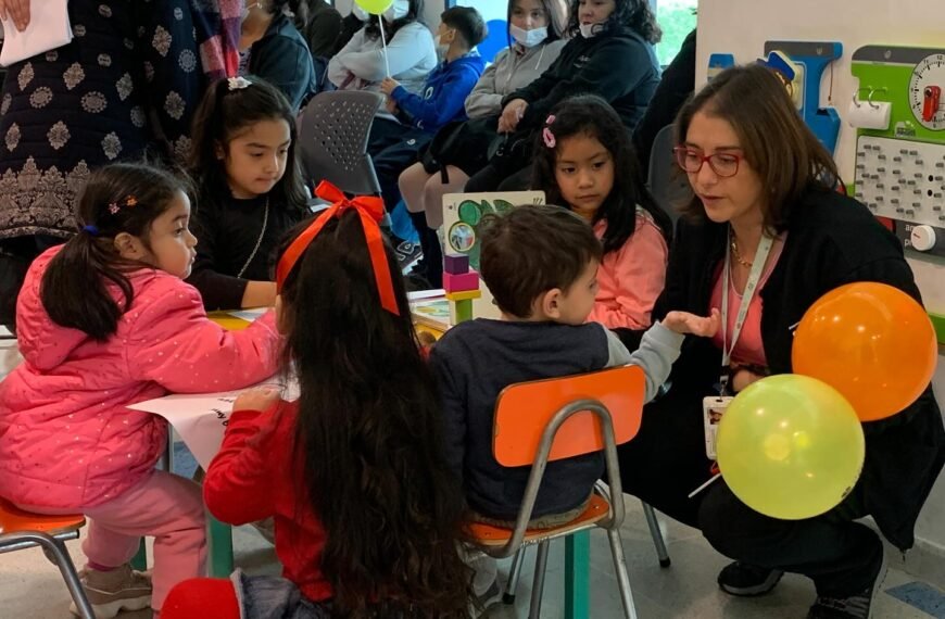 DÍA MUNDIAL DEL LIBRO: ACTIVIDAD CONMEMORATIVA EN EL POLICLÍNICO