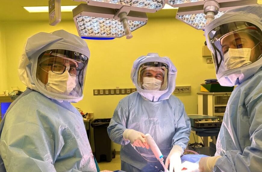 OPERATIVO EXITOSO DE ARTROPLASTIAS TOTALES DE RODILLA EN EL HOSPITAL