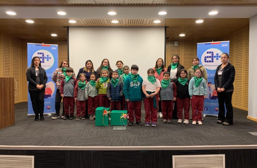 DELEGACIÓN DEL COLEGIO ANGOL REALIZÓ SIGNIFICATIVA DONACIÓN